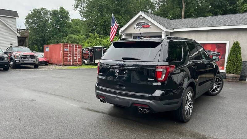 2018 Ford Explorer Sport