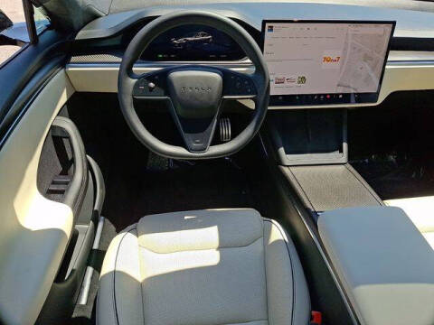 2023 Tesla Model S Plaid