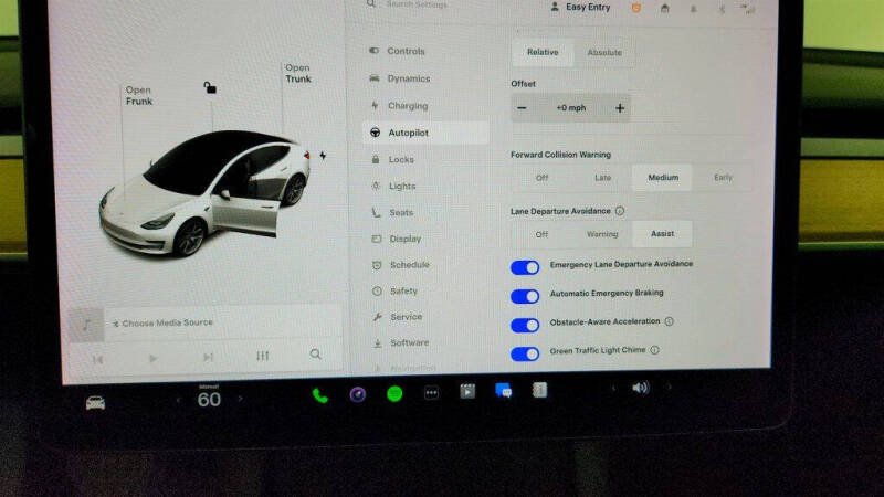 2021 Tesla Model 3 Standard Range Plus