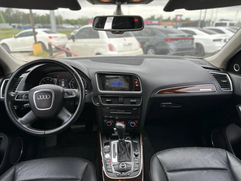 2012 Audi Q5 3.2 quattro Premium Plus