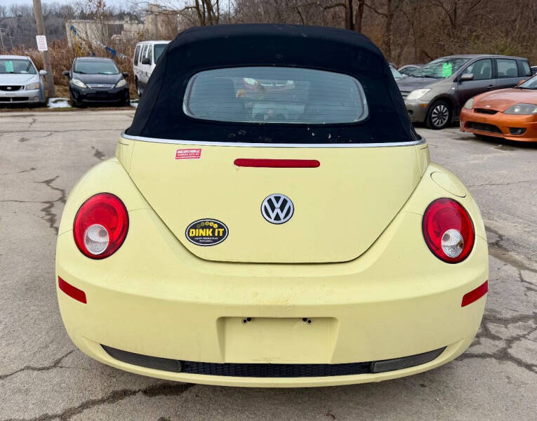 2006 Volkswagen New Beetle Convertible 2.5