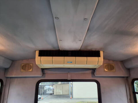 2013 Ford E-Series E-450 SD