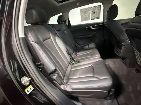 2023 Audi Q7 quattro Premium 45 TFSI