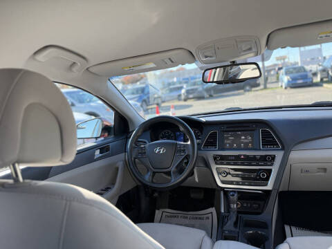 2016 Hyundai Sonata SE