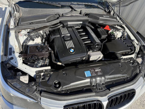 2010 BMW 5 Series 528i