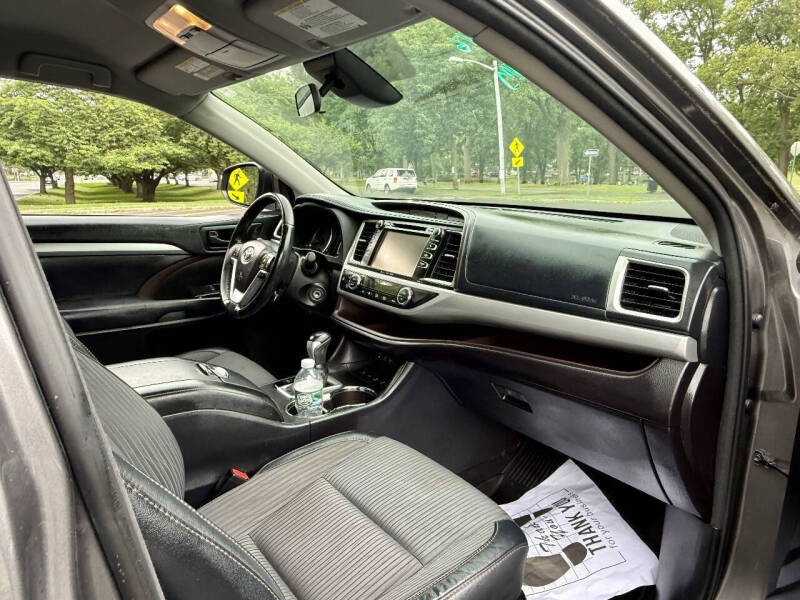 2018 Toyota Highlander LE Plus