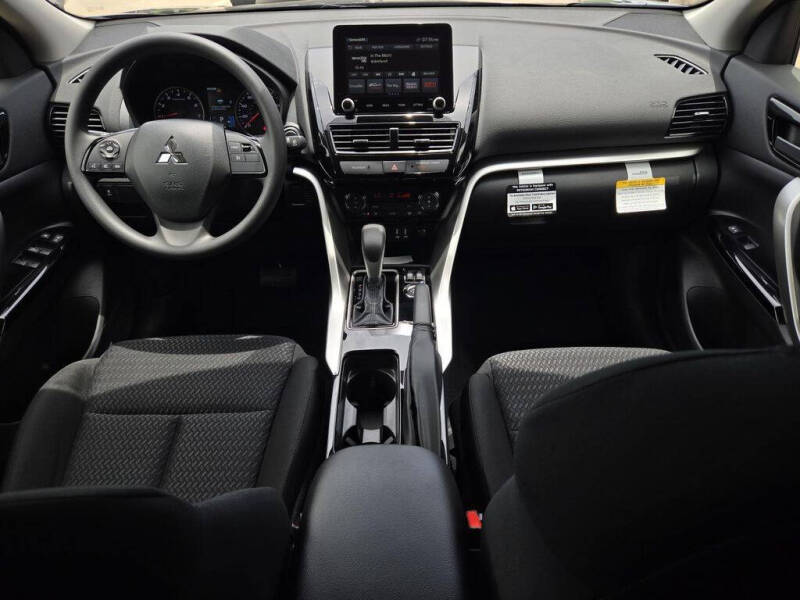 2026 Mitsubishi Eclipse Cross LE