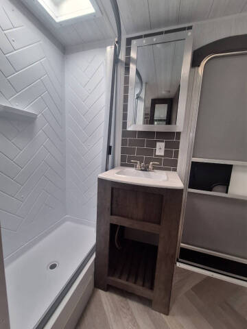 2022 Forest River Salem 32BHDS