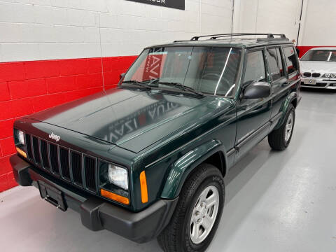 2000 Jeep Cherokee for sale at AVAZI AUTO GROUP LLC in Gaithersburg MD