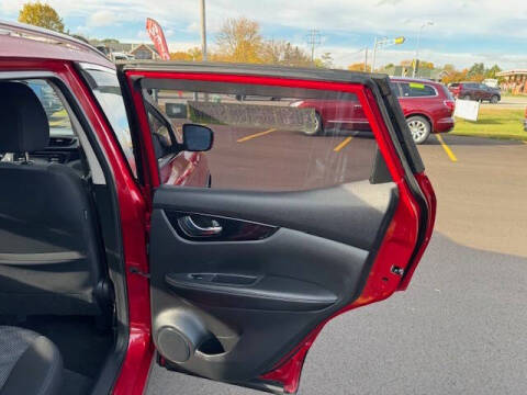 2017 Nissan Rogue Sport SV