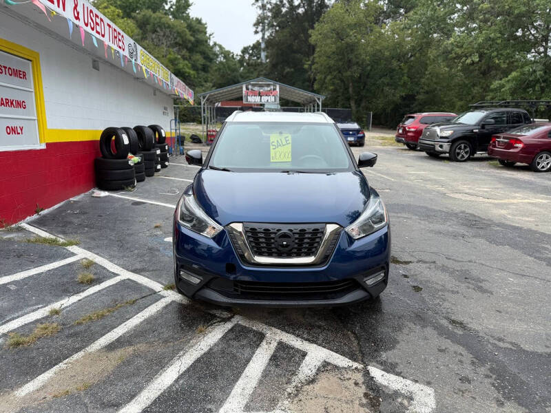 2019 Nissan Kicks SR