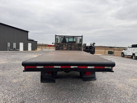 2009 Peterbilt 330
