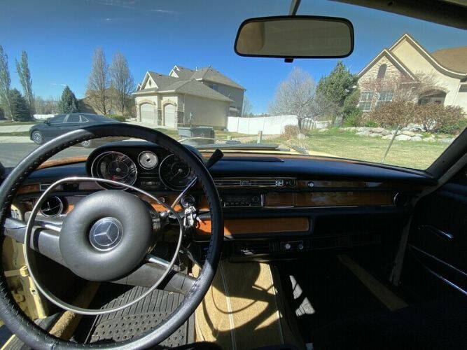 1968 Mercedes-Benz 280-Class