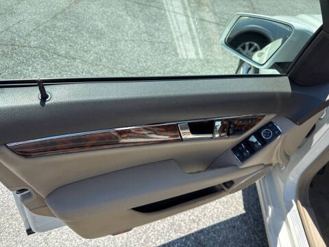 2010 Mercedes-Benz C-Class