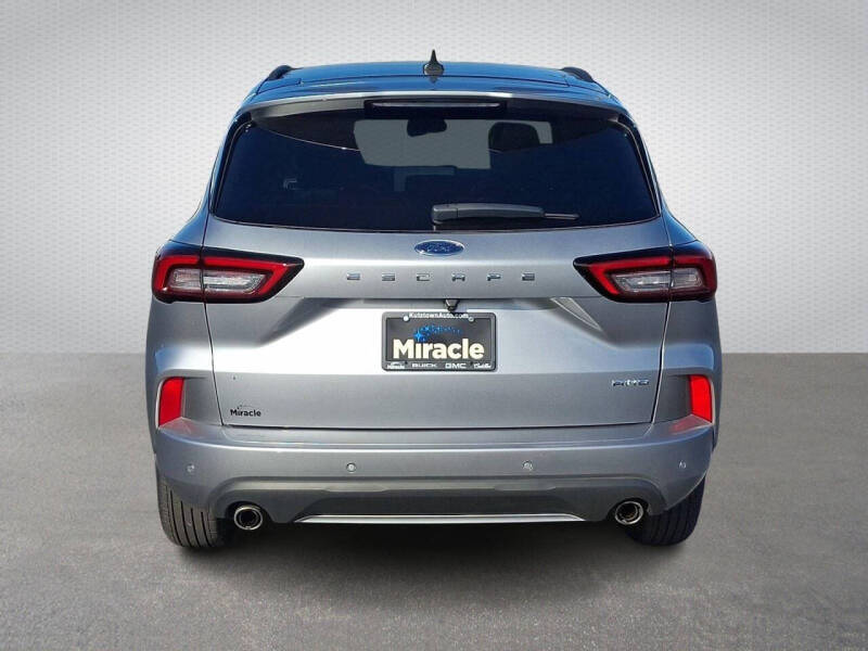 2023 Ford Escape ST-Line