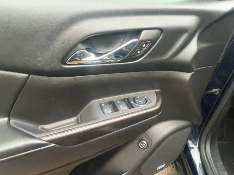 2017 GMC Acadia SLT-1