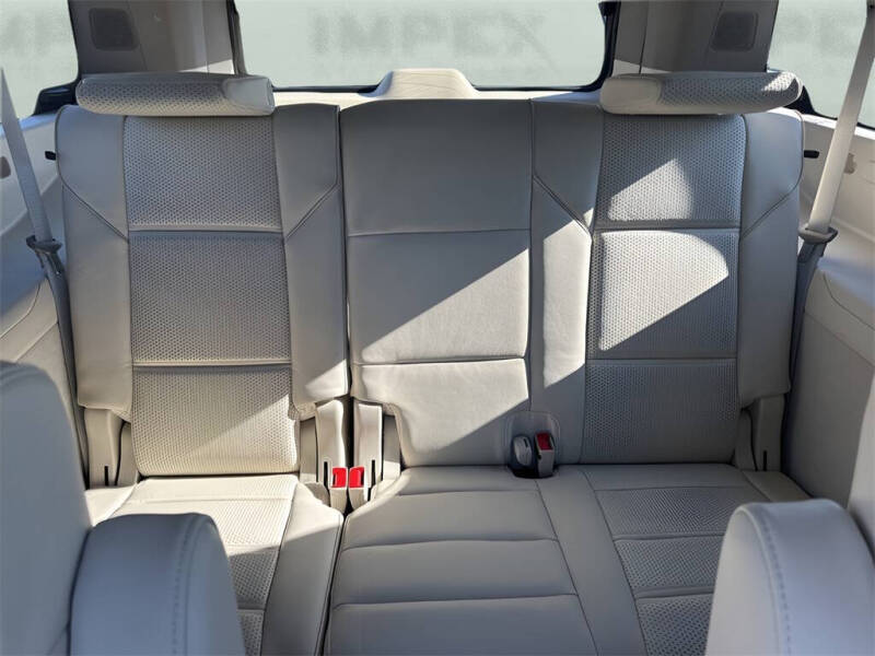 2025 Cadillac Escalade ESV Sport Platinum