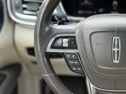 2017 Lincoln Continental Reserve