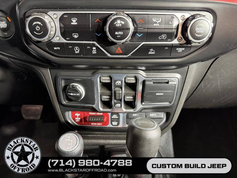 2023 Jeep Gladiator