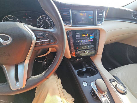 2022 Infiniti QX50 Luxe