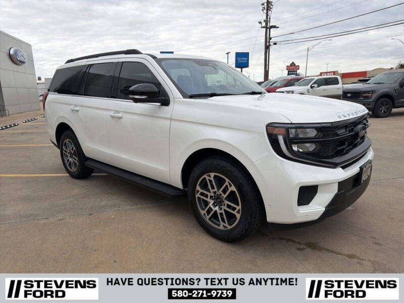 2025 Ford Expedition Active