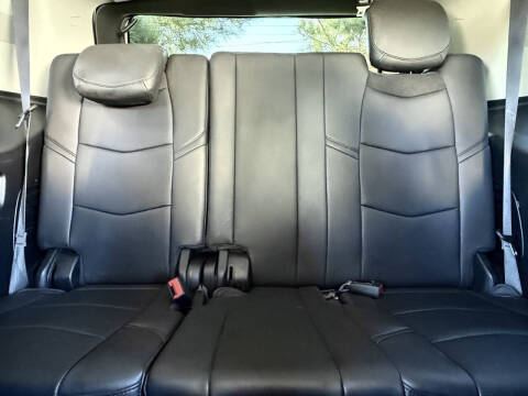 2016 Cadillac Escalade Standard