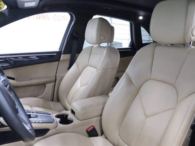 2020 Porsche Macan S