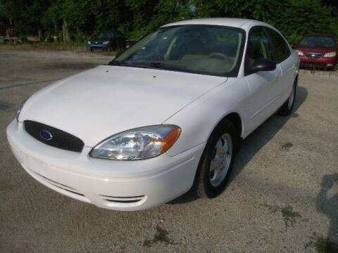 2005 Ford Taurus for sale at HALL OF FAME MOTORS in Rittman OH