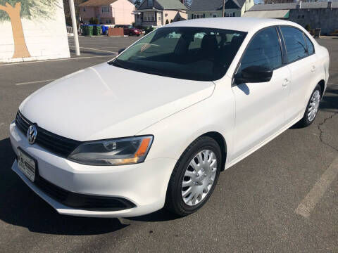 2013 Volkswagen Jetta for sale at EZ Auto Sales Inc. in Edison NJ