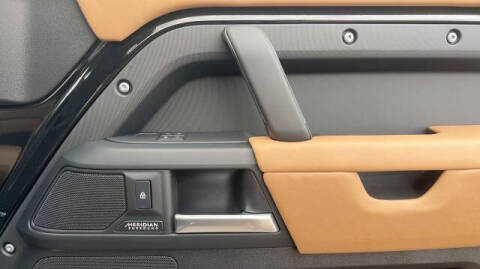 2026 Land Rover Defender 110 P400 X-Dynamic SE