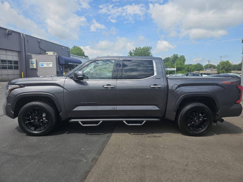 2022 Toyota Tundra Limited HV