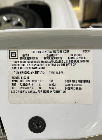 2000 Cadillac Escalade