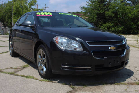 2009 Chevrolet Malibu for sale at Square Business Automotive in Milwaukee WI