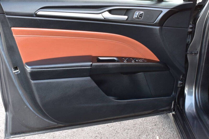 2020 Ford Fusion Titanium