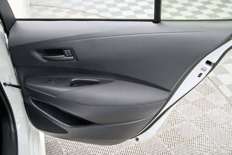 2025 Toyota Corolla Hybrid LE