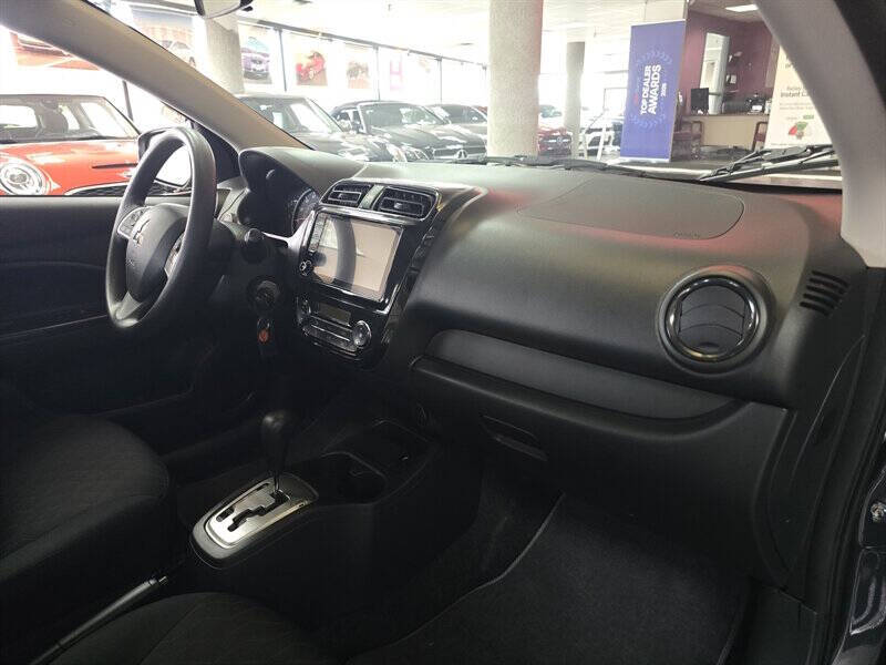 2024 Mitsubishi Mirage ES
