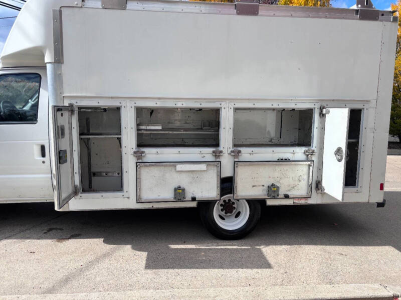 2015 Ford E-Series E-350 SD