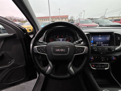 2023 GMC Terrain SLT