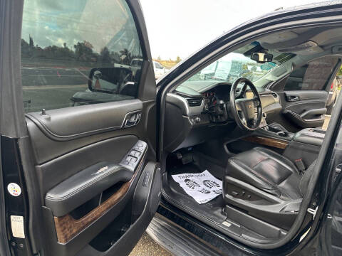 2019 Chevrolet Suburban LT