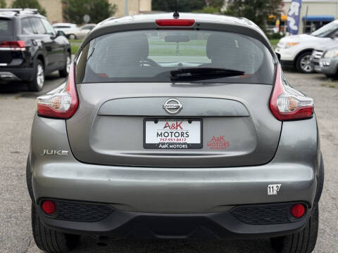 2016 Nissan JUKE S