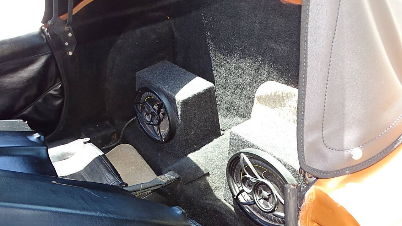 1999 valiente convertible 19
