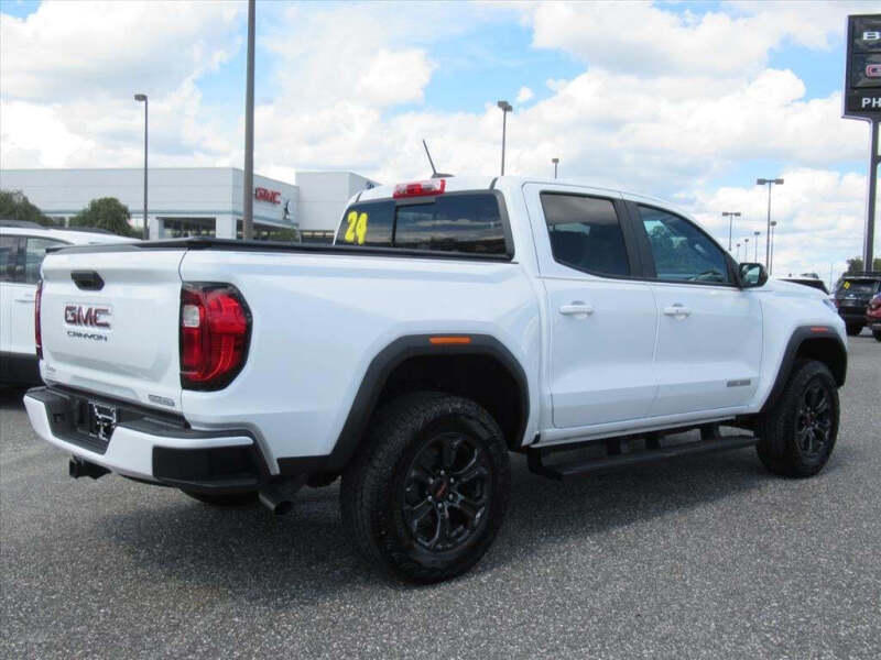 2024 GMC Canyon Elevation