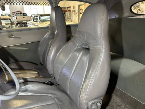 1947 Ford Super Deluxe