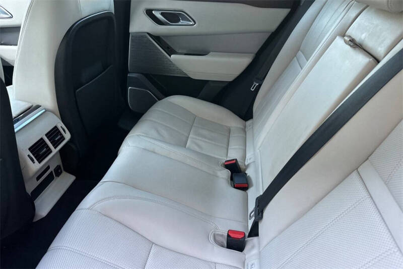 2021 Land Rover Range Rover Velar P250 R-Dynamic S