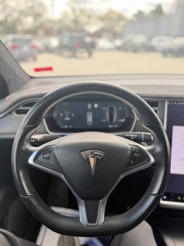 2017 Tesla Model X 75D