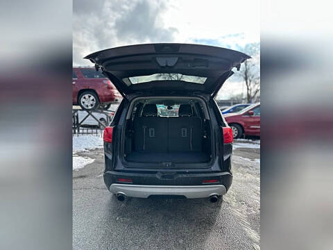 2017 GMC Acadia SLT-1