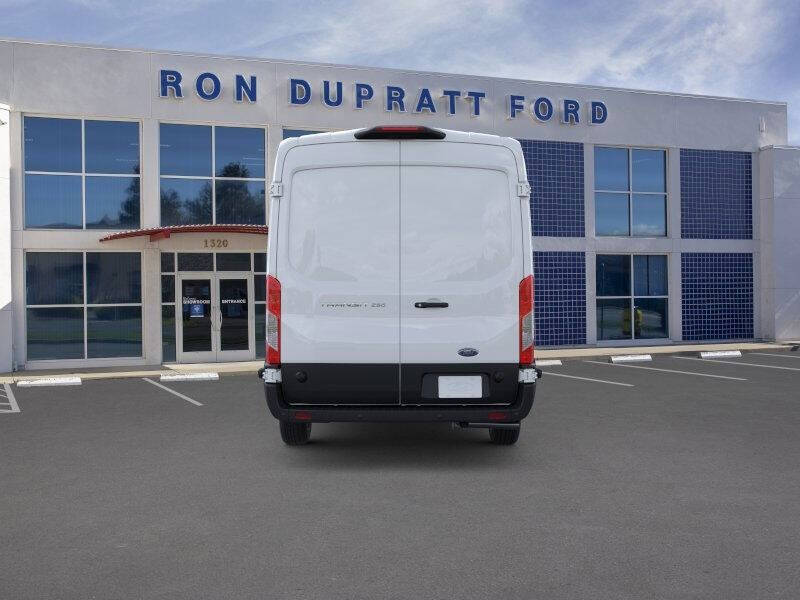 2025 Ford Transit 250