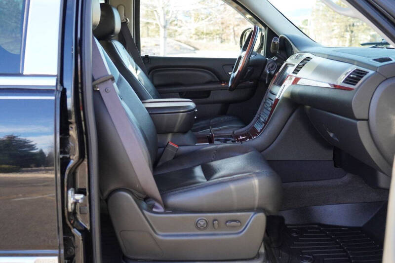 2011 Cadillac Escalade EXT Luxury