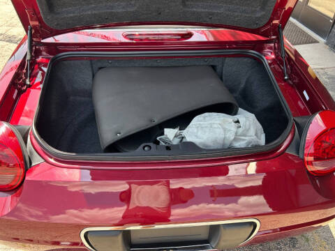 2004 Ford Thunderbird Deluxe