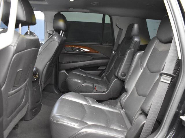 2020 Cadillac Escalade Luxury